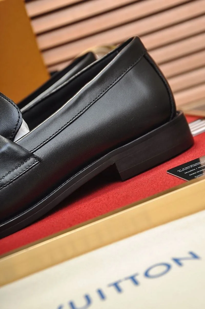 Louis Vuitton Business Shoes Unisex 33108