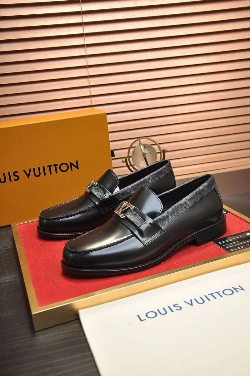 Sustainable Louis Vuitton Business Shoes 33101