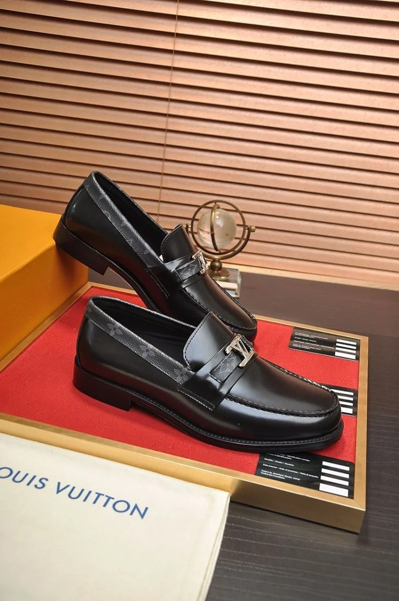 Sustainable Louis Vuitton Business Shoes 33101