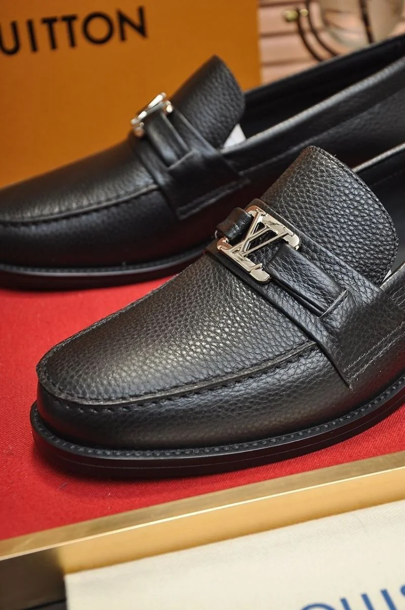 OdorResistant Louis Vuitton Business Shoes 33085