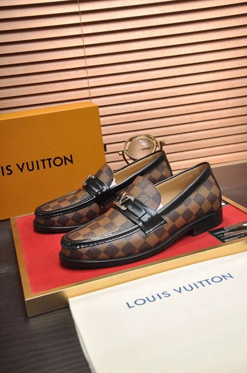 Louis Vuitton Business Shoes Refined 33094