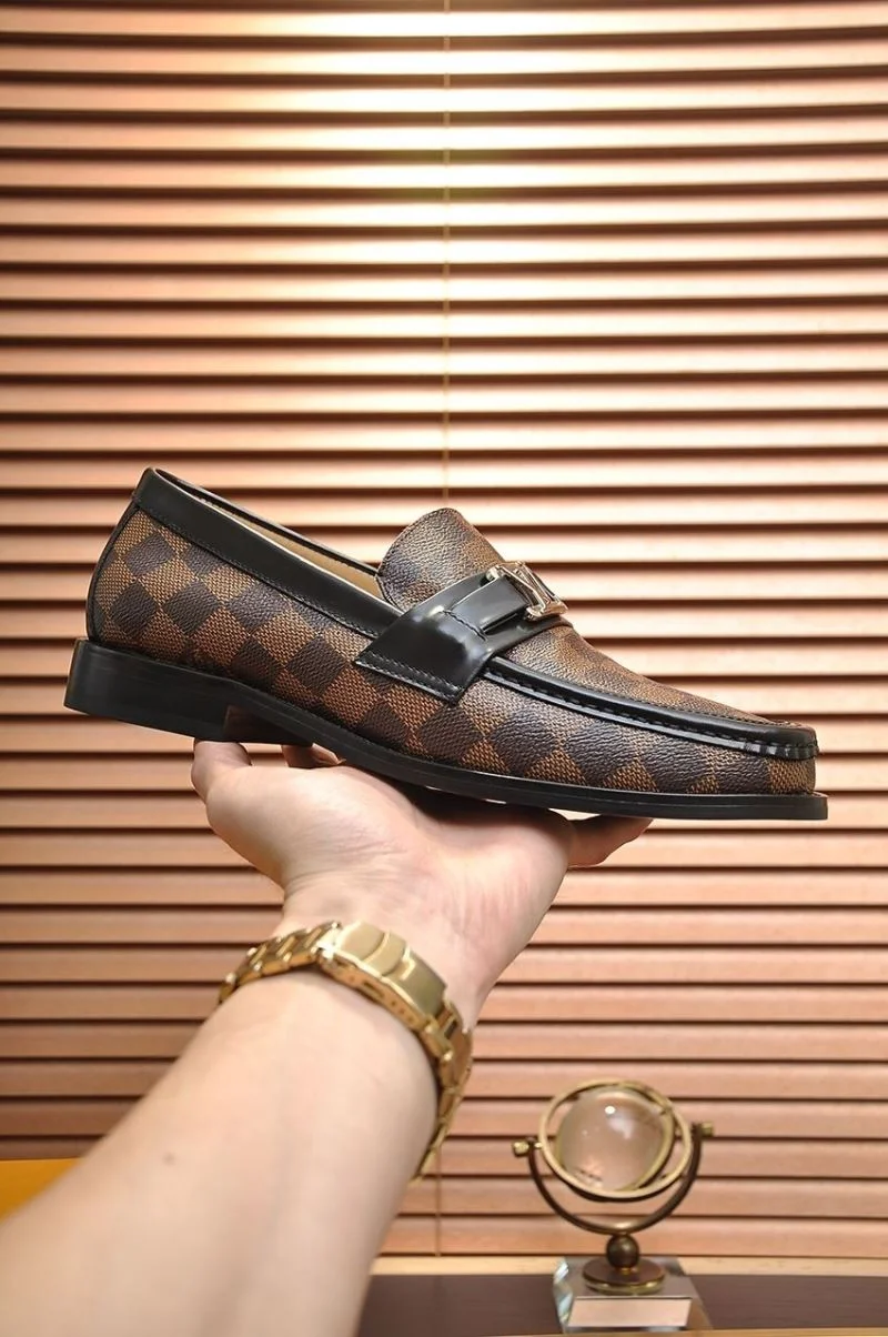 Louis Vuitton Business Shoes Refined 33094