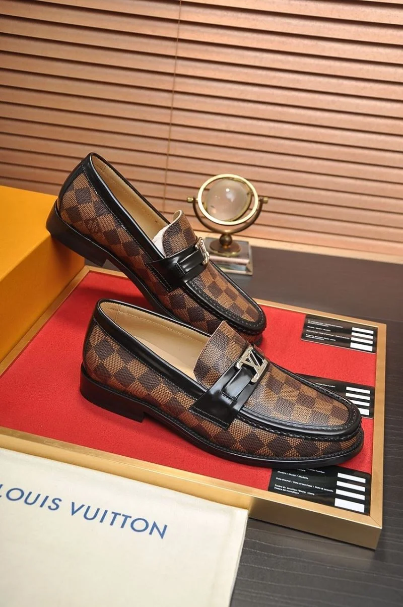 Louis Vuitton Business Shoes Refined 33094