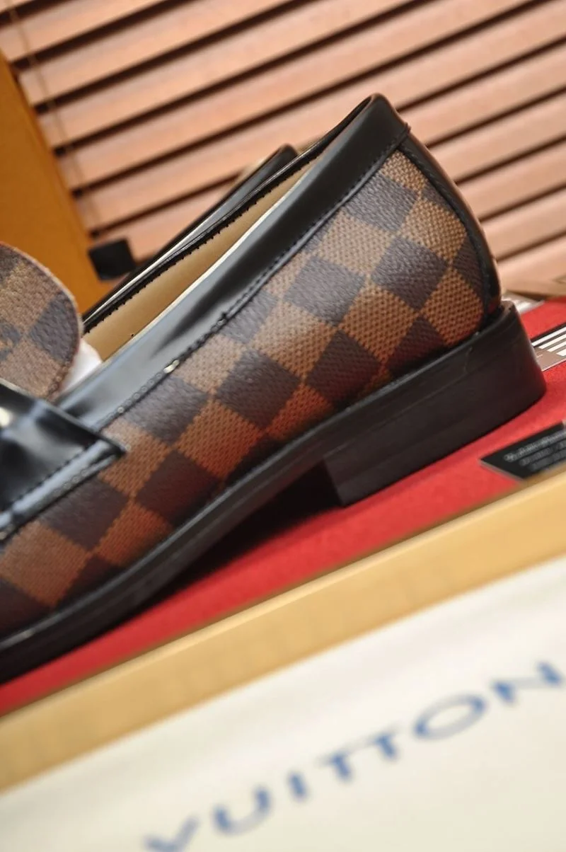 Louis Vuitton Business Shoes Refined 33094