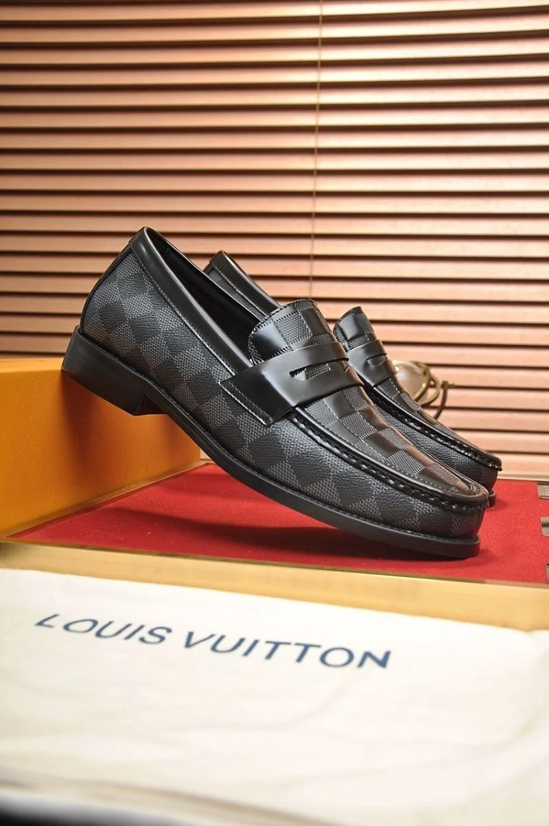 Refined Louis Vuitton Business Shoes 33104