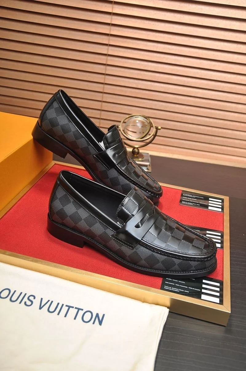 Refined Louis Vuitton Business Shoes 33104
