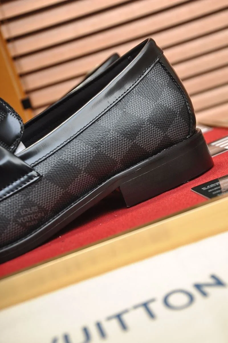Refined Louis Vuitton Business Shoes 33104