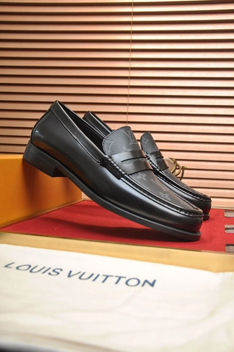 Fashionable Louis Vuitton Business Shoes 33103