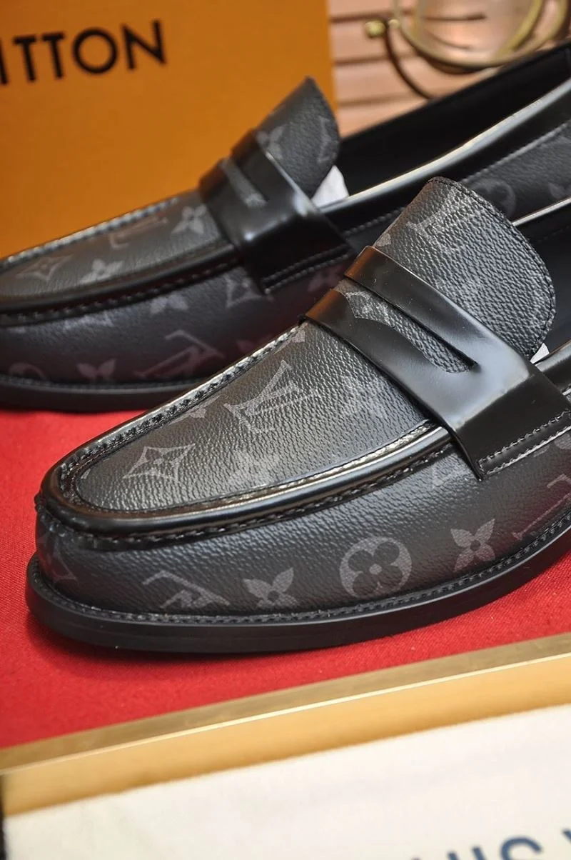 ModernLook Louis Vuitton Business Shoes 33084