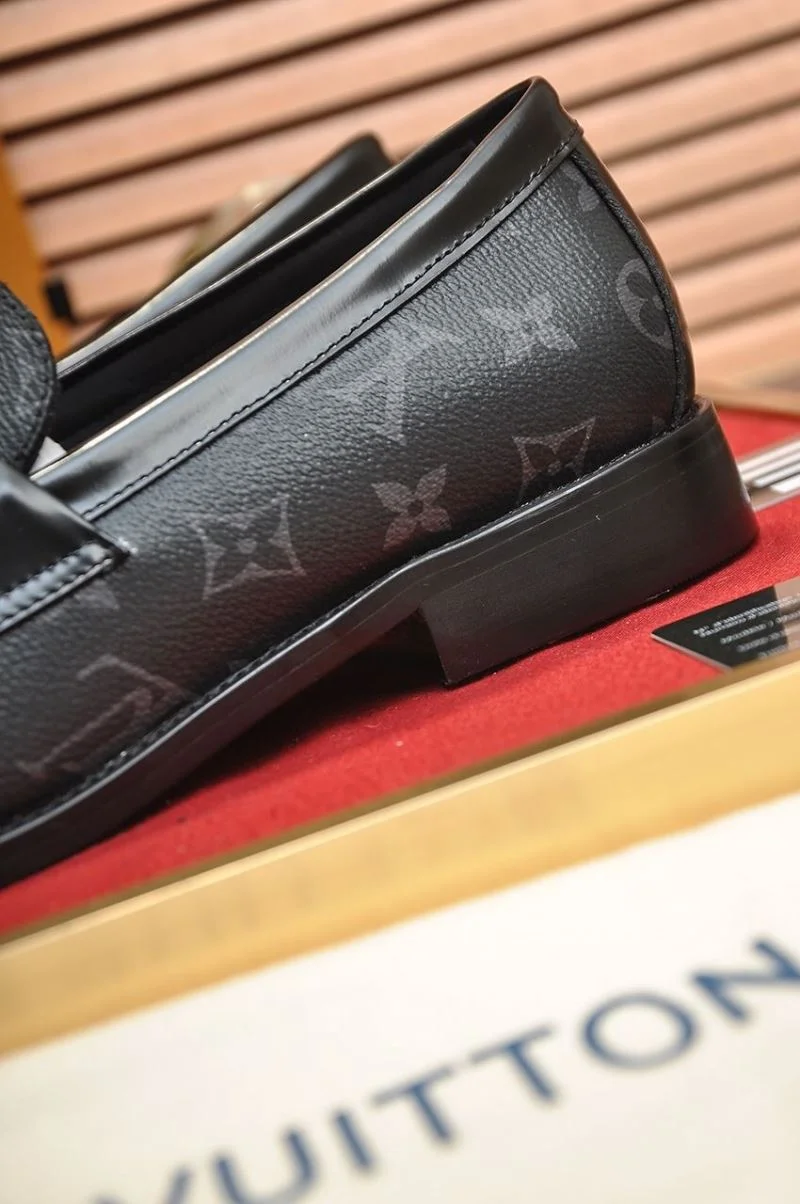ModernLook Louis Vuitton Business Shoes 33084