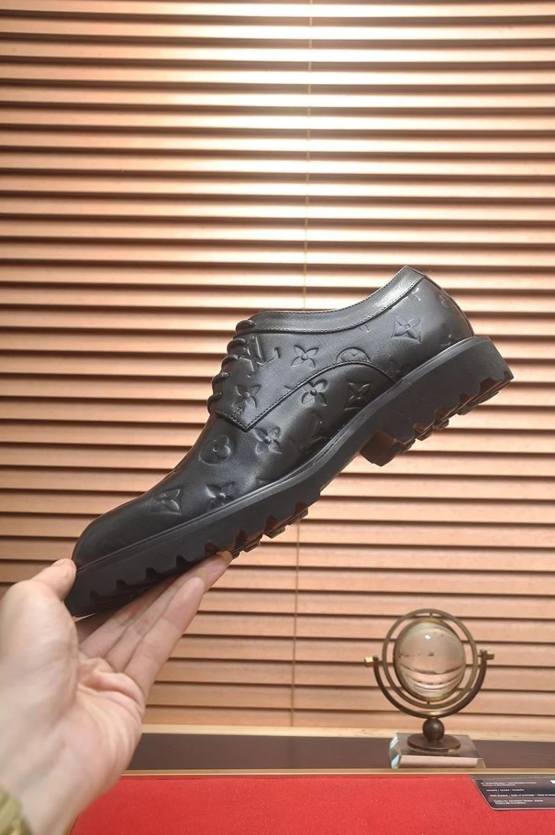 Chic Louis Vuitton Business Shoes 33075