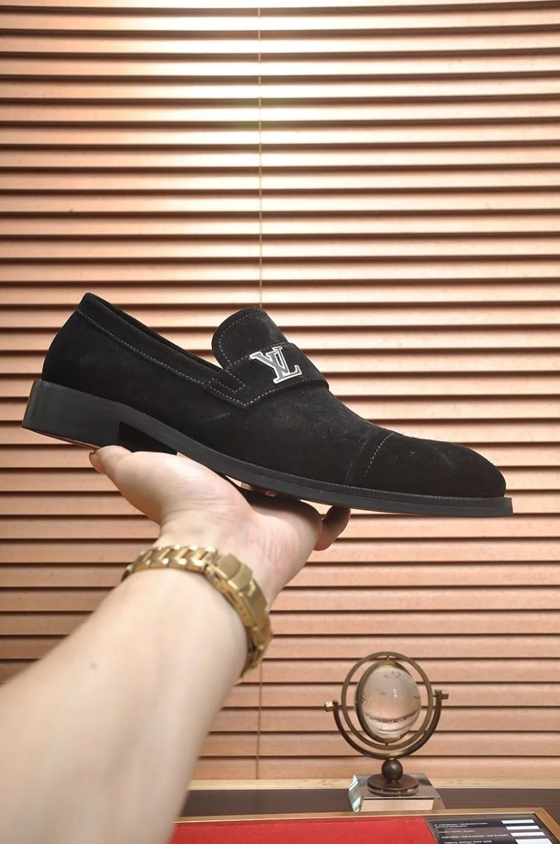 Louis Vuitton Business Shoes OnTrend 33069