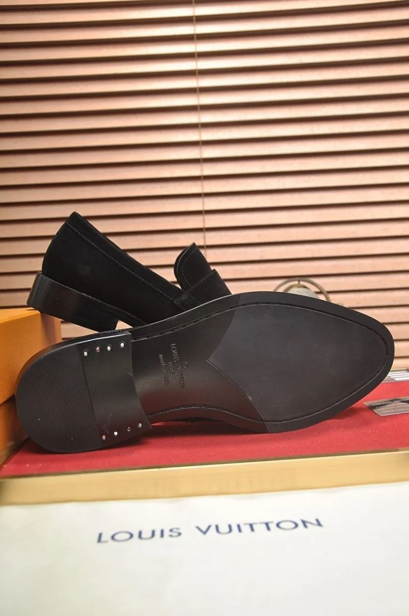 Louis Vuitton Business Shoes OnTrend 33069