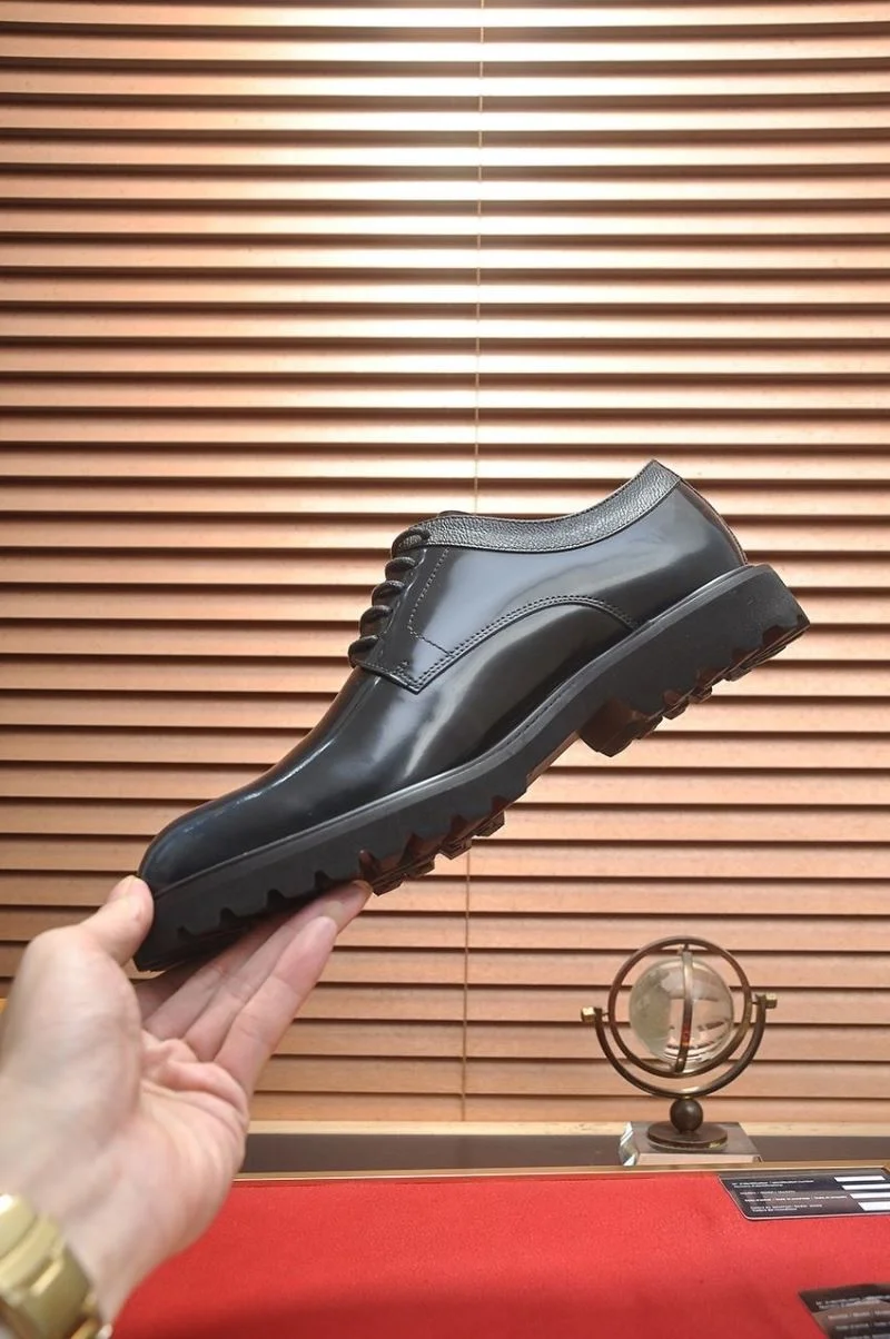 Louis Vuitton Business Shoes Resilient 33062