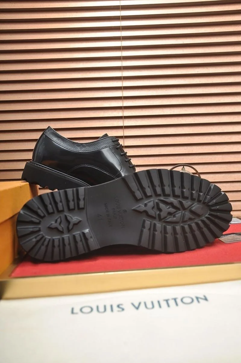 Louis Vuitton Business Shoes Resilient 33062