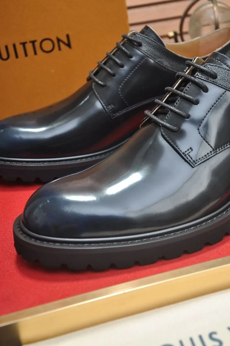 Louis Vuitton Business Shoes Resilient 33062