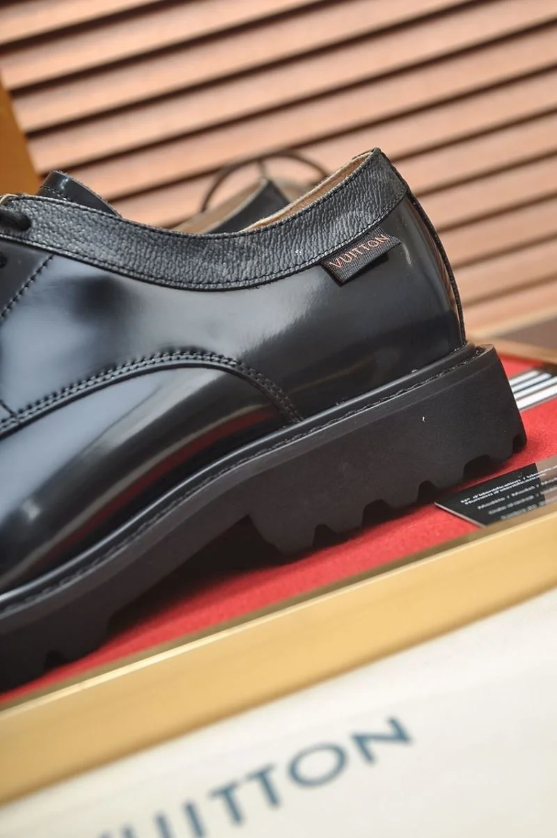 Louis Vuitton Business Shoes Resilient 33062