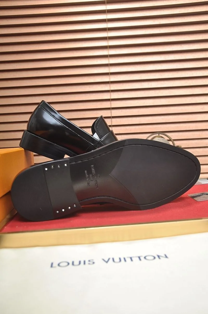 Louis Vuitton Business Shoes FreshLook 33070