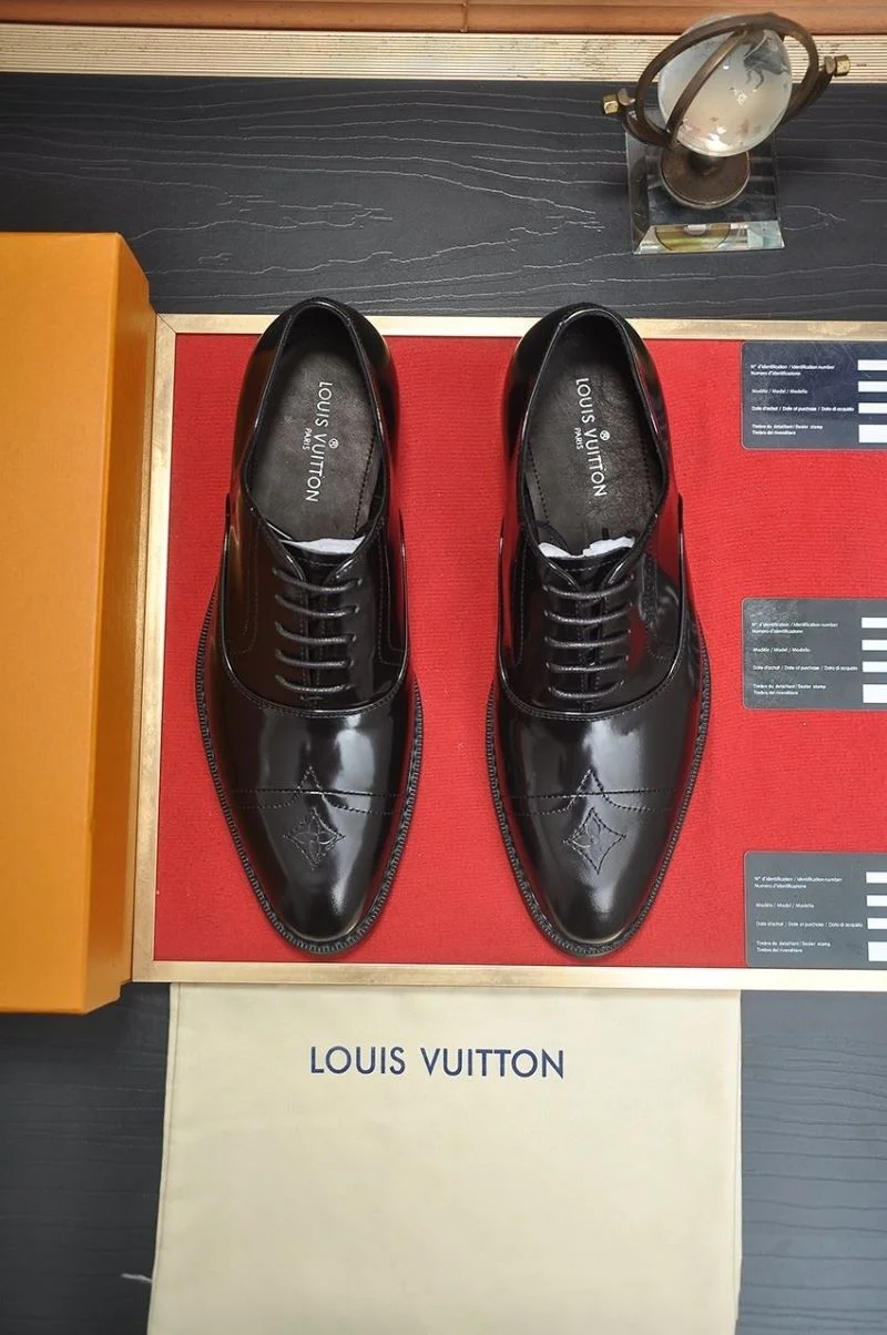Louis Vuitton Business Shoes Fashionable 33059