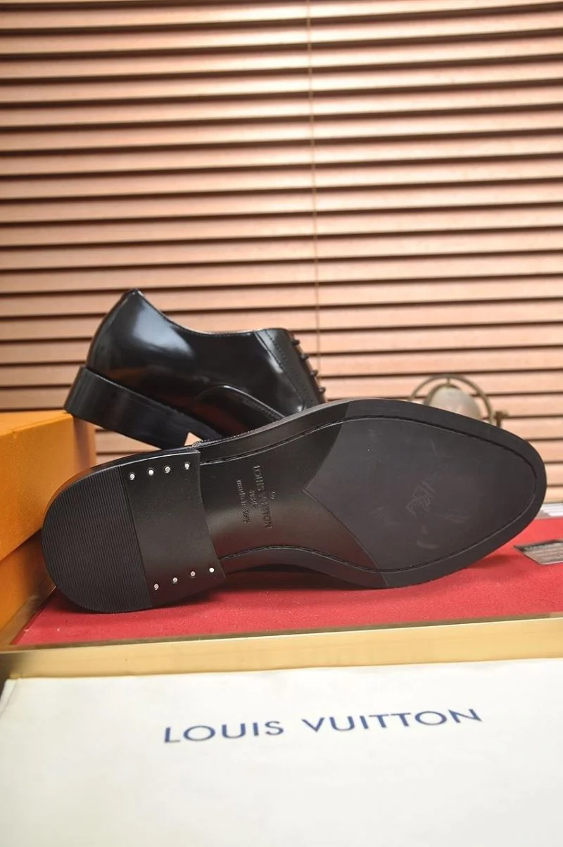 Louis Vuitton Business Shoes Fashionable 33059