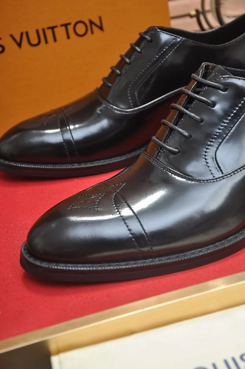 Louis Vuitton Business Shoes Fashionable 33059