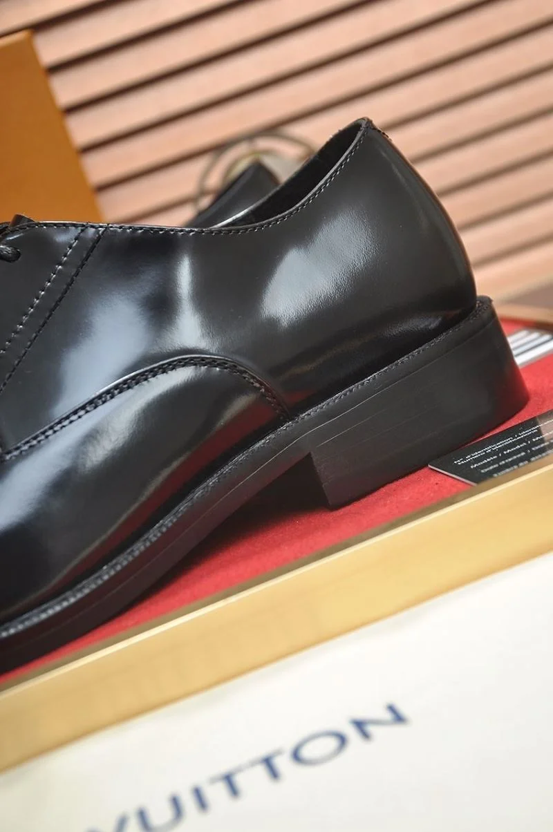 Louis Vuitton Business Shoes Fashionable 33059