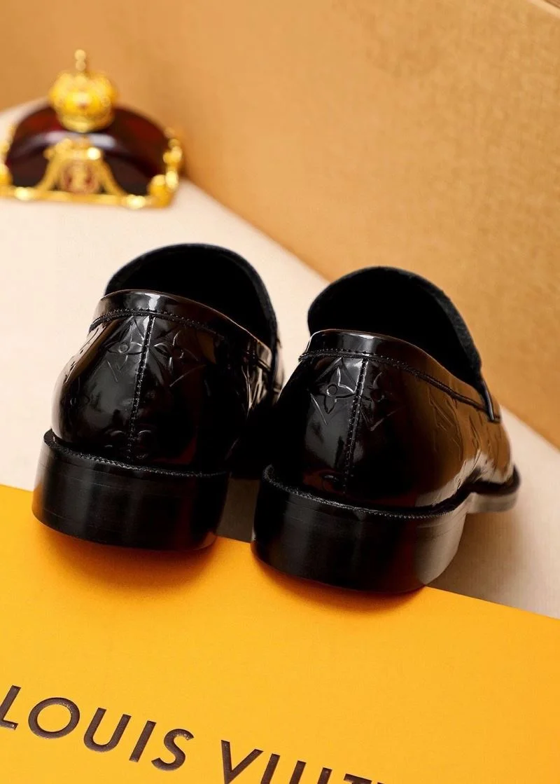 Louis Vuitton Business Shoes ModernLook 33039