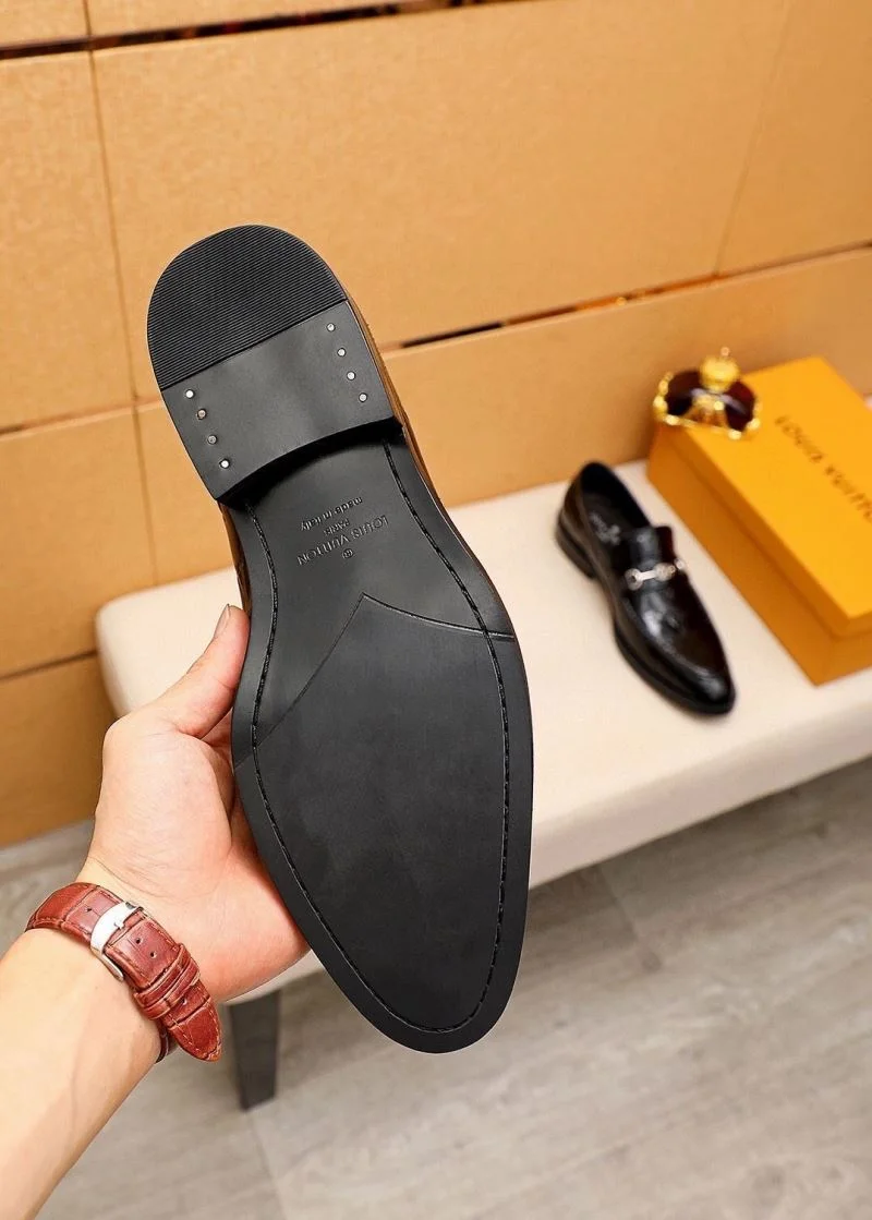 Louis Vuitton Business Shoes ModernLook 33039