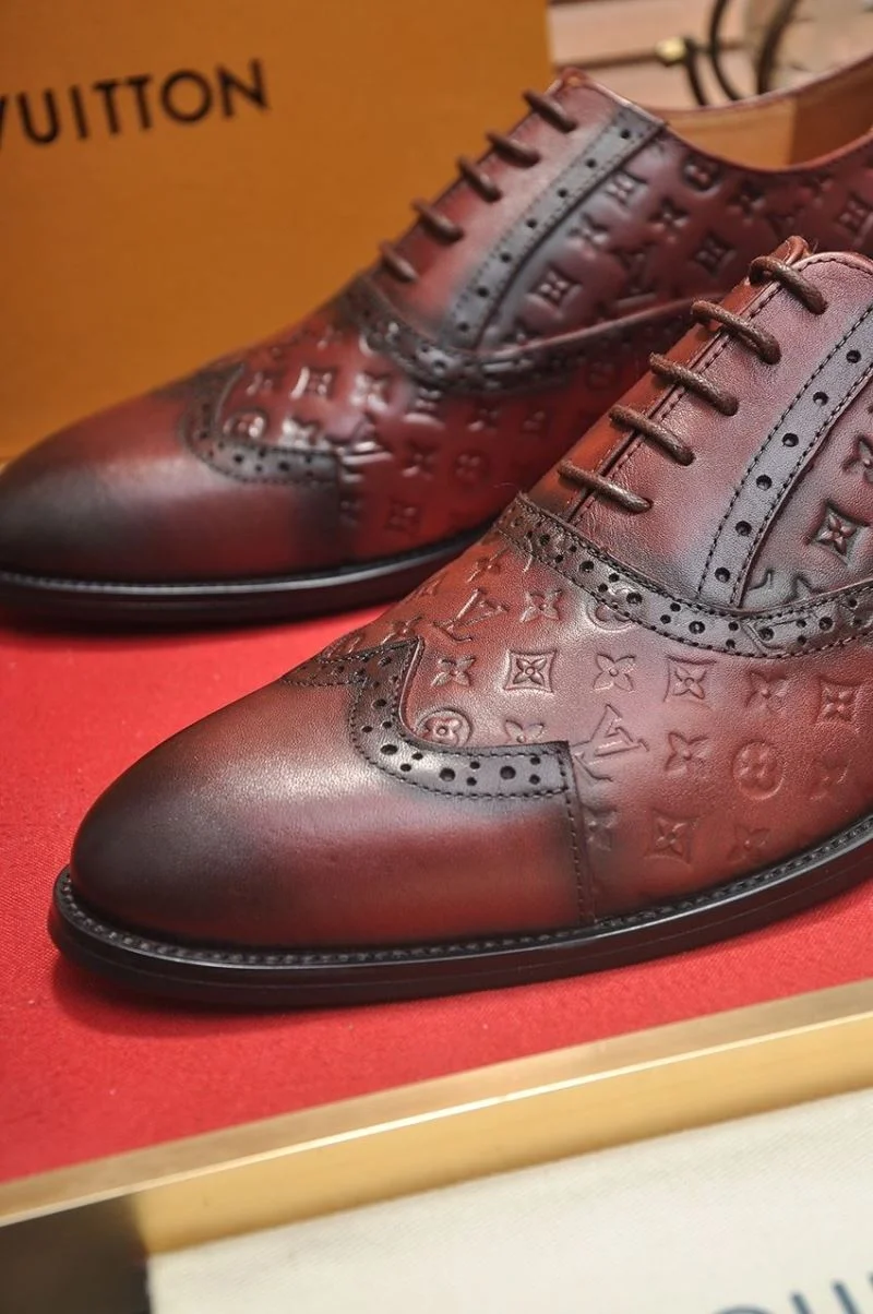 Versatile Louis Vuitton Business Shoes 33064