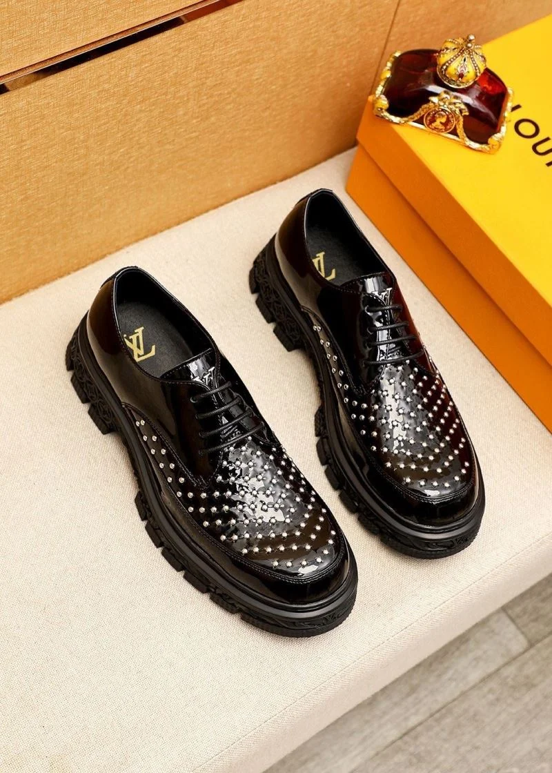 Sporty Louis Vuitton Business Shoes 33029