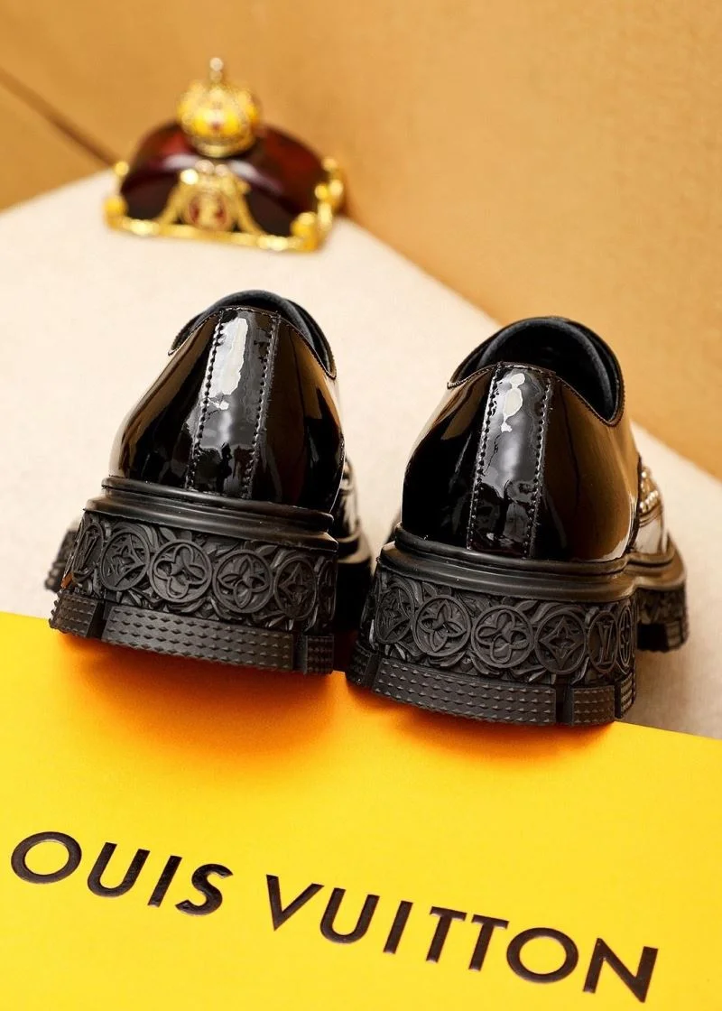 Sporty Louis Vuitton Business Shoes 33029