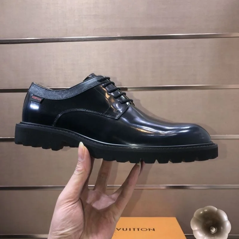 TechFriendly Louis Vuitton Business Shoes 33028