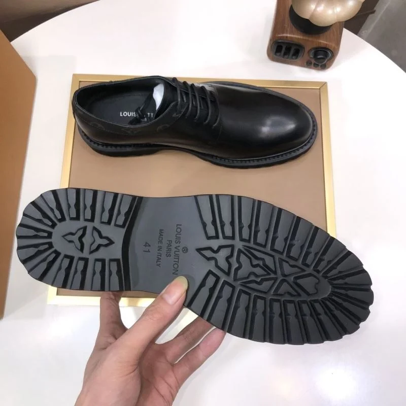 RelaxedFit Louis Vuitton Business Shoes 33007