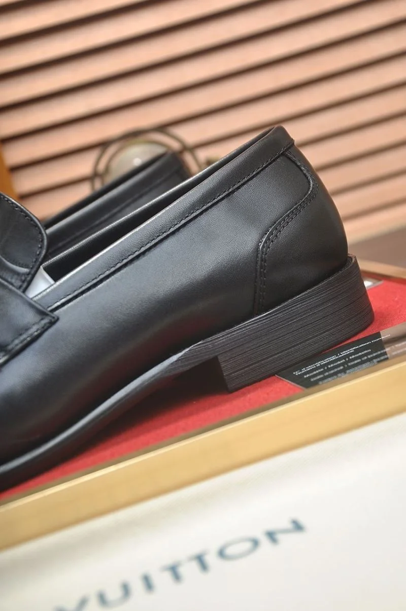 SoftTouch Louis Vuitton Business Shoes 33005