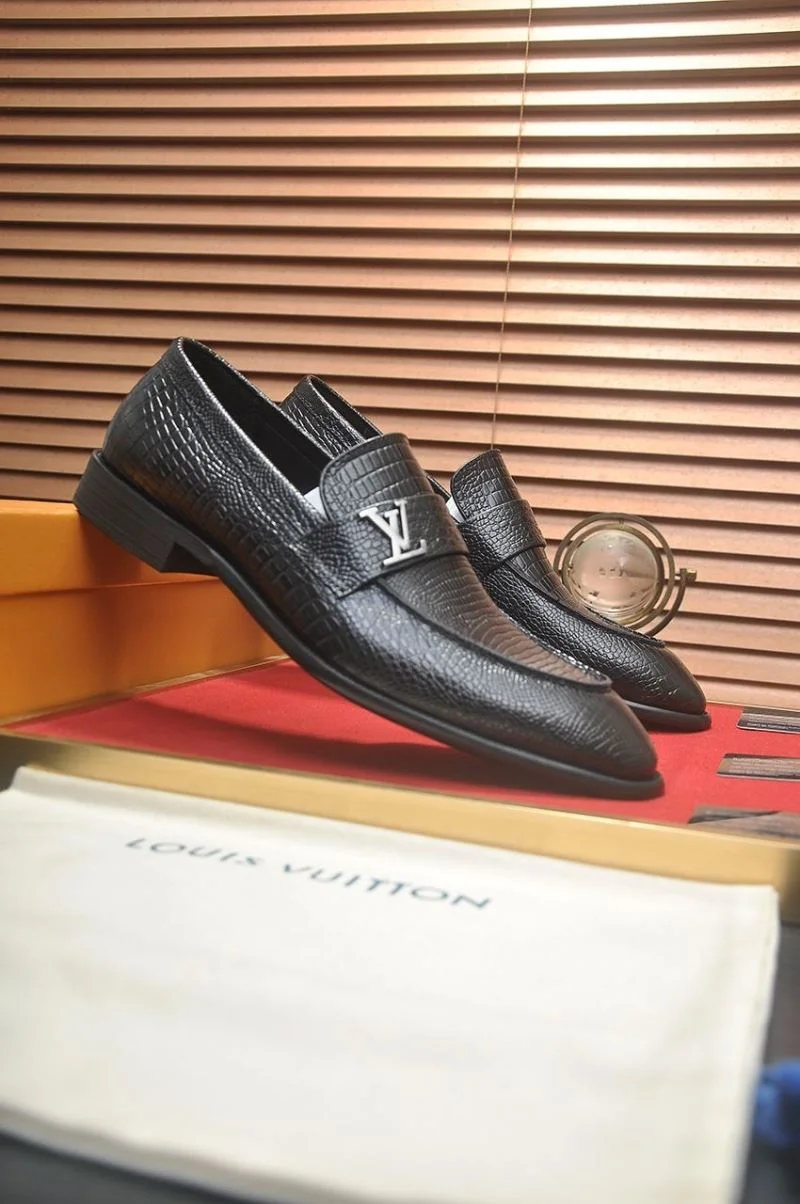 Sustainable Louis Vuitton Business Shoes 33021