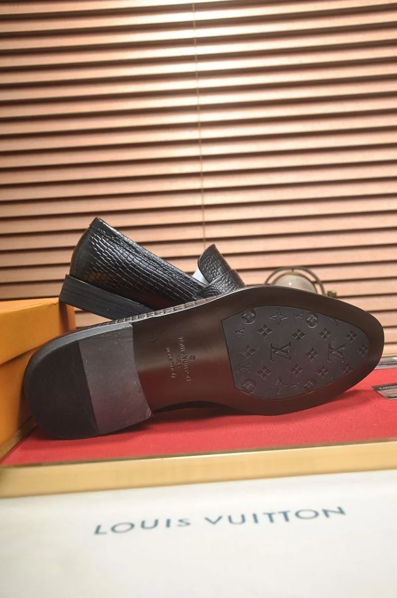 Sustainable Louis Vuitton Business Shoes 33021