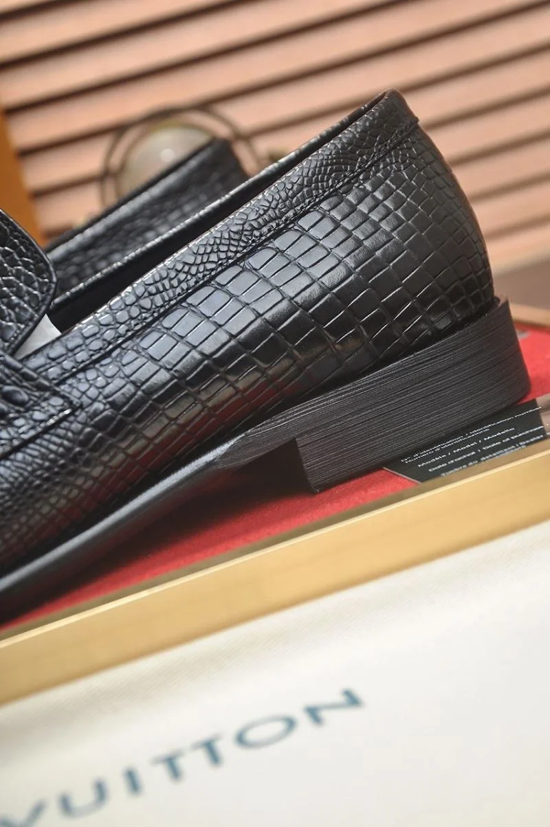 Sustainable Louis Vuitton Business Shoes 33021