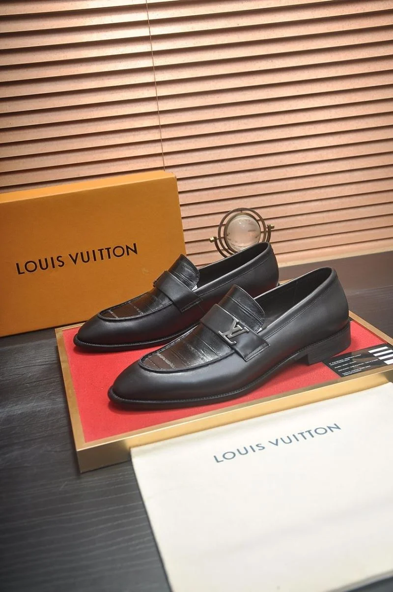 Sustainable Louis Vuitton Business Shoes 33003
