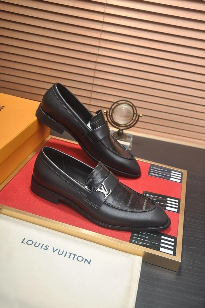 Sustainable Louis Vuitton Business Shoes 33003