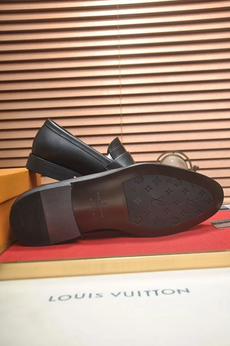 Sustainable Louis Vuitton Business Shoes 33003