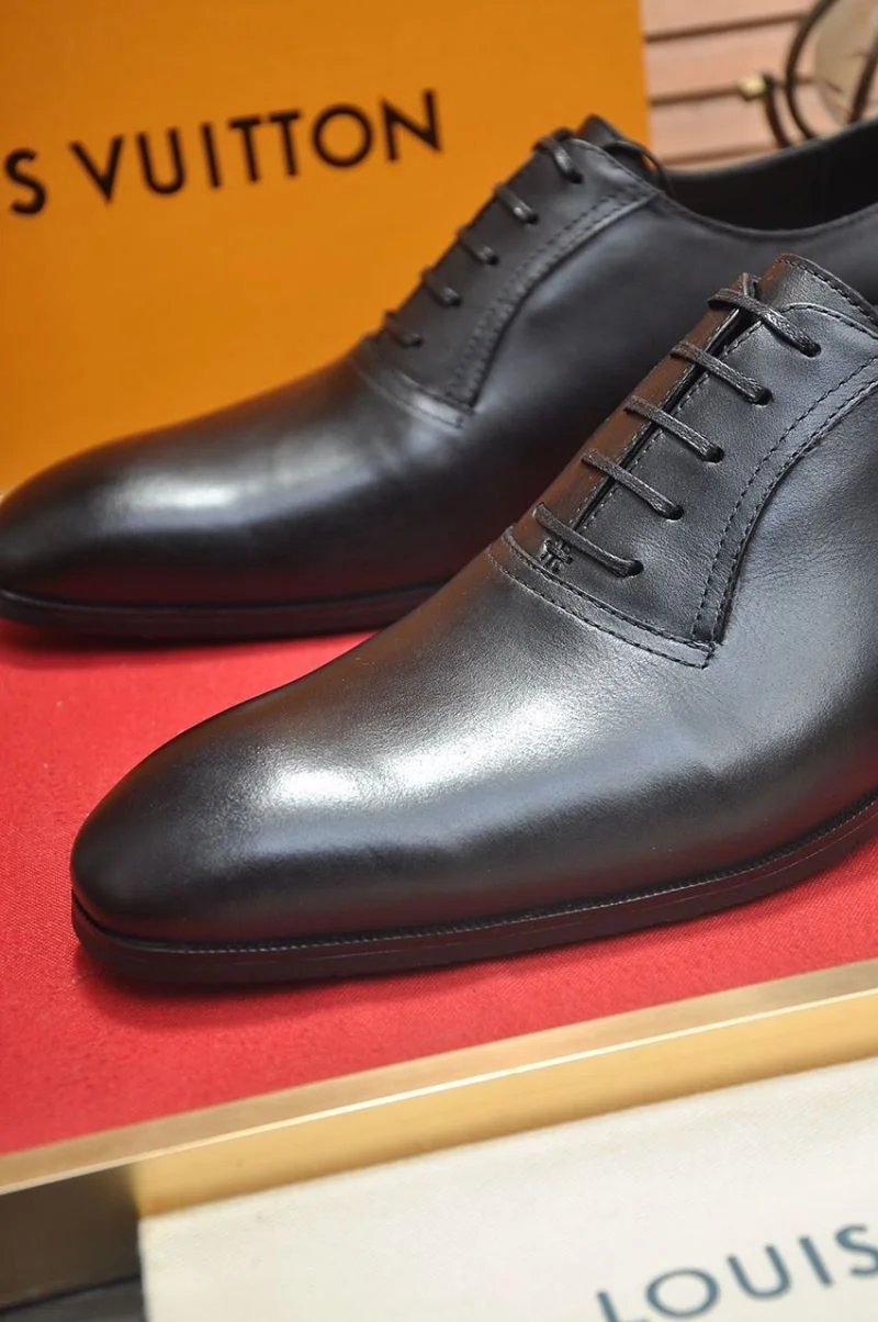 Elegant Louis Vuitton Business Shoes 32984