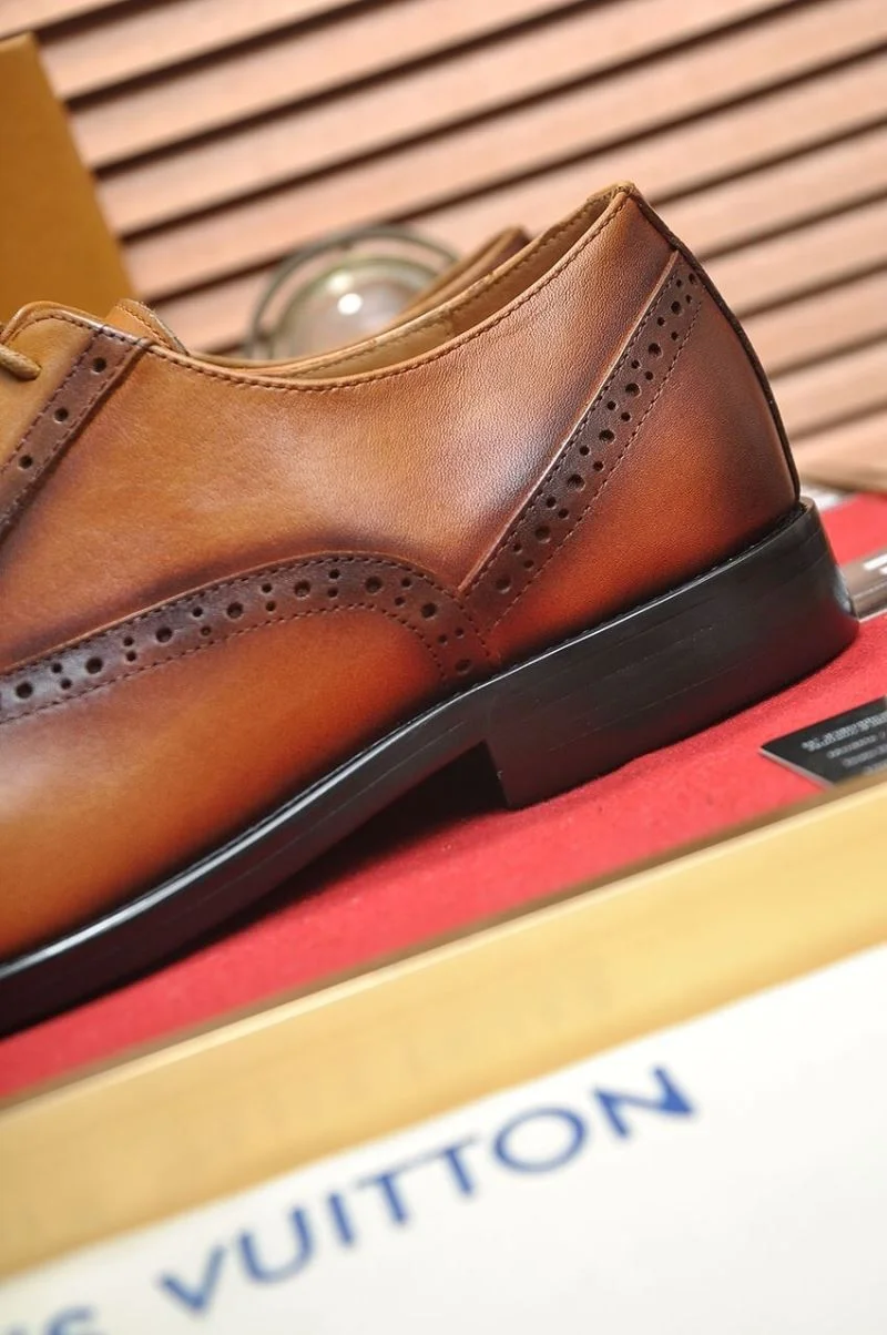 Louis Vuitton Business Shoes ComfortFit 32983