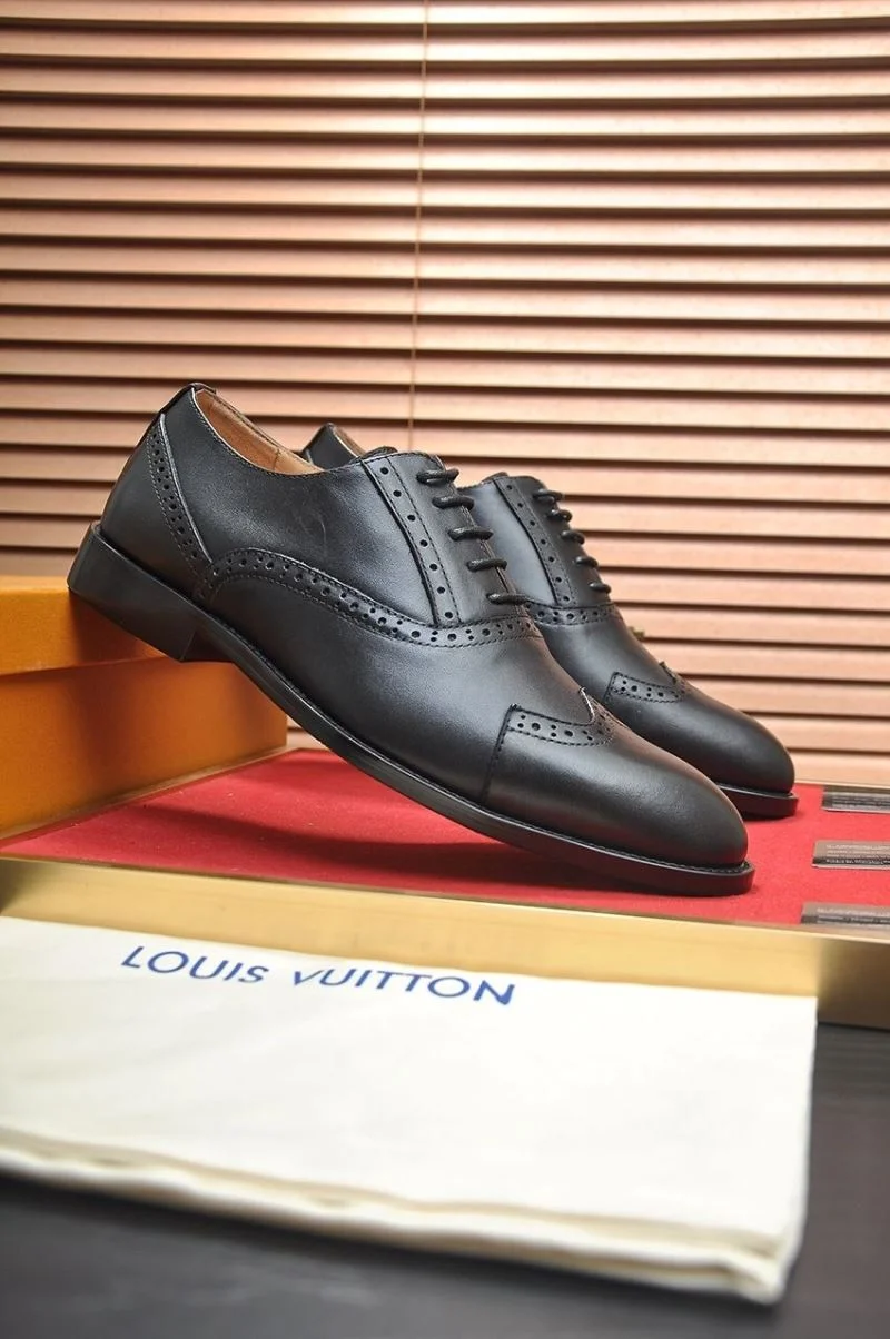 EyeCatching Louis Vuitton Business Shoes 32975