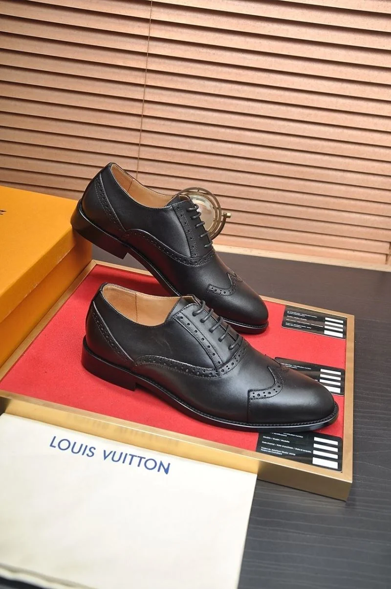 EyeCatching Louis Vuitton Business Shoes 32975