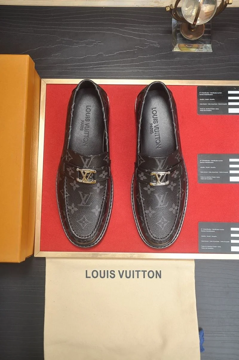 Louis Vuitton Business Shoes Upgraded 32978