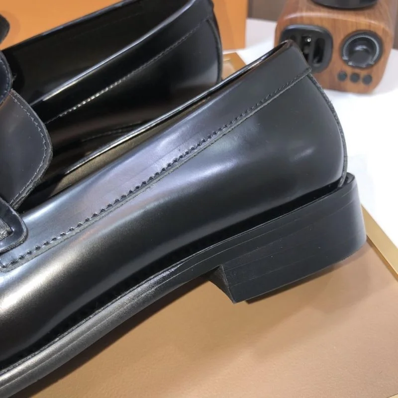 Louis Vuitton Business Shoes TechFriendly 32973