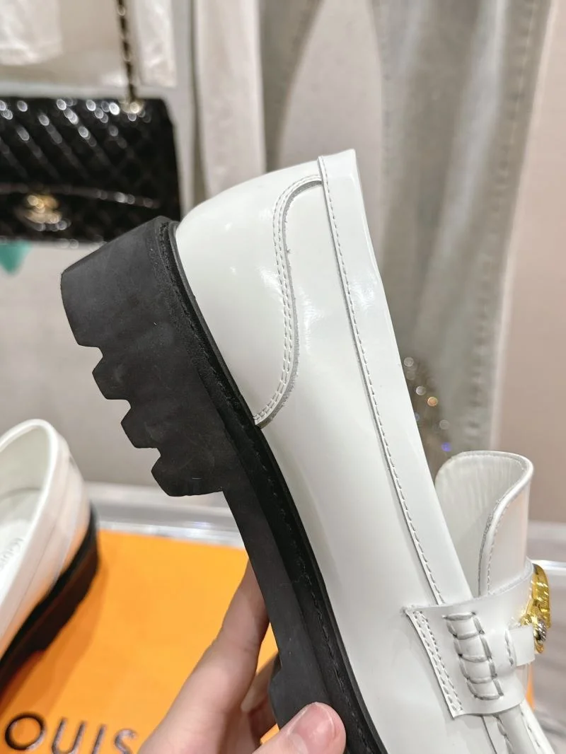 SmoothTexture Louis Vuitton Business Shoes 31348