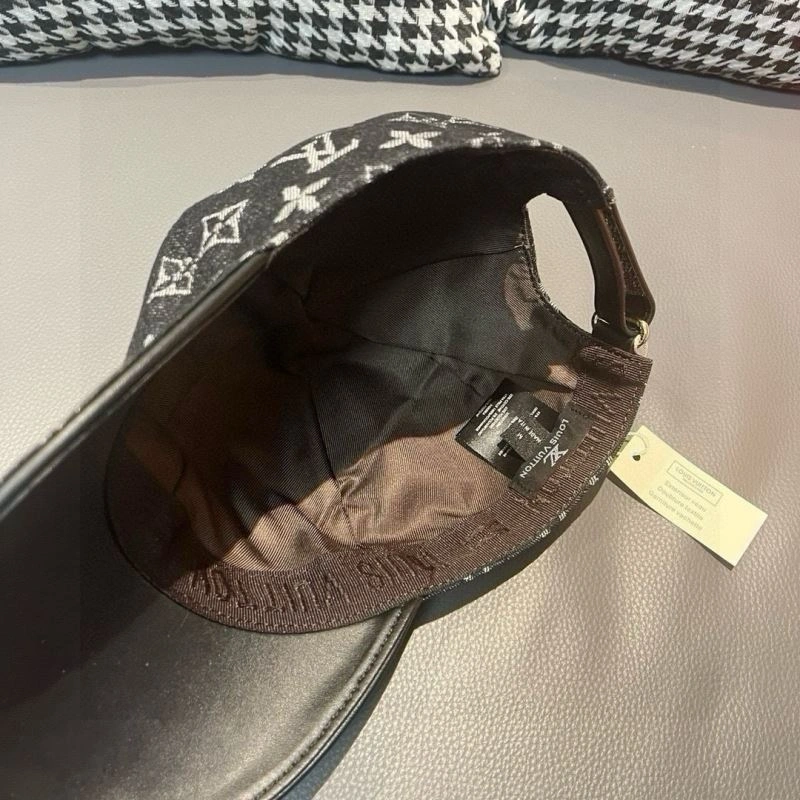 Louis Vuitton Caps Lightweight 261259