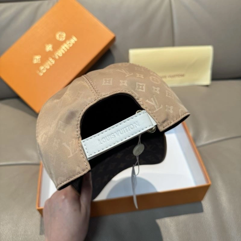 Popular Louis Vuitton Caps 261256