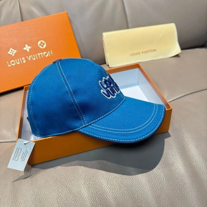 Louis Vuitton Caps Supportive 261257